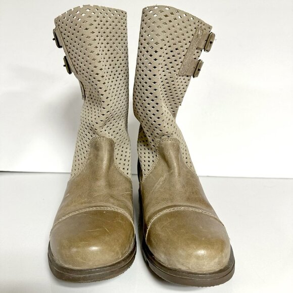 Sorel Major Pull On Perforated Boot - Picture 6 of 11